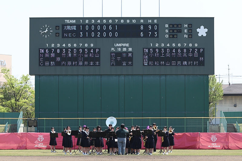 岐阜県立大垣商業高等学校　吹奏楽部の演奏