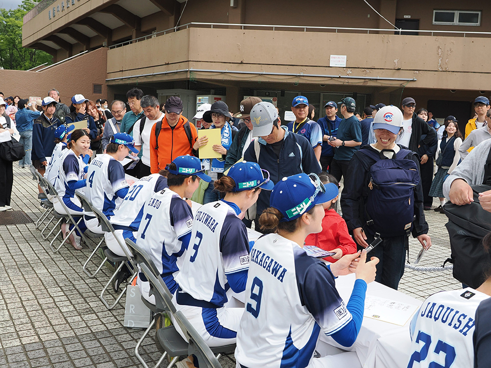 大型サイン会の実施